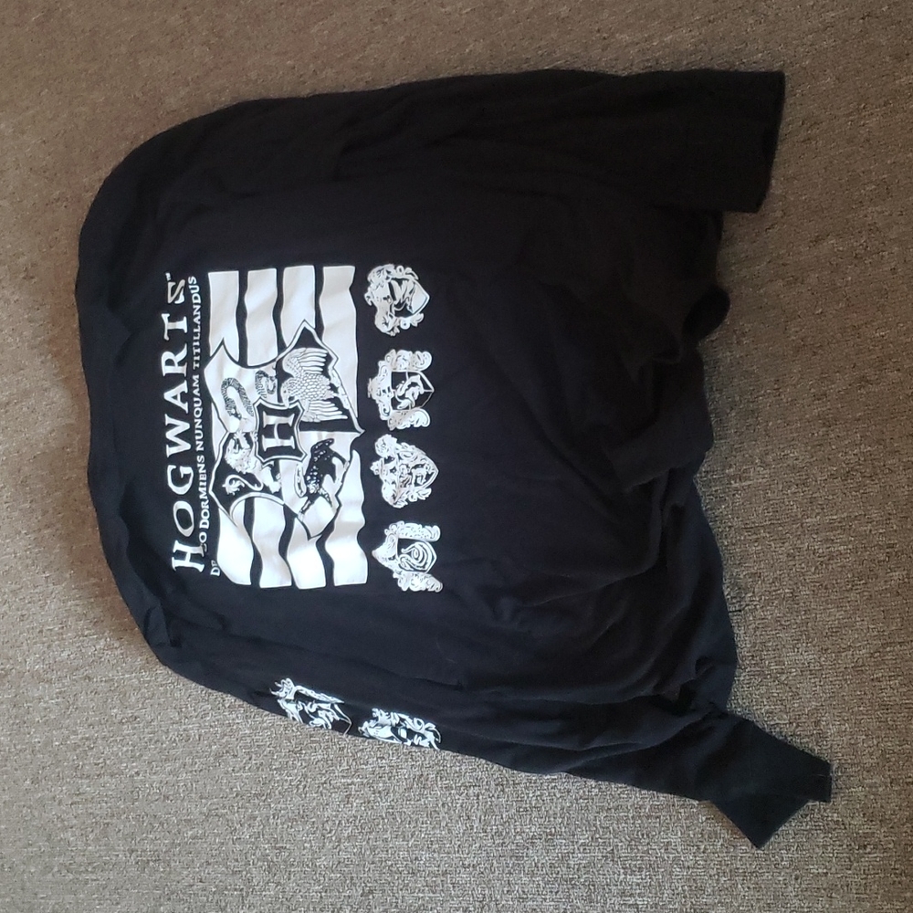 Hogwarts Long Sleeve Tee